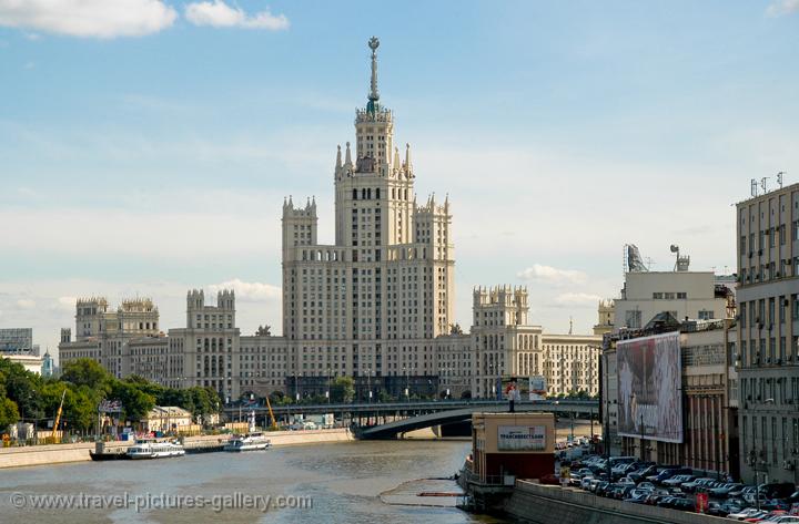 Kotelnicheskaya Apartment Block and Moscow River