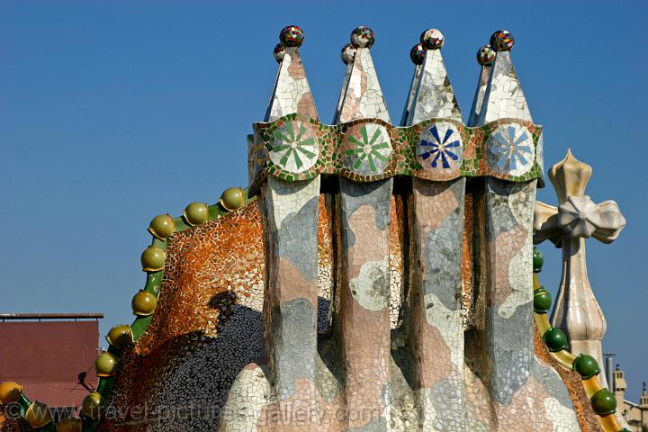 detail on the roof of Casa de Batlo