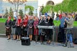 Kyiv (Kiev), street musicians, choir