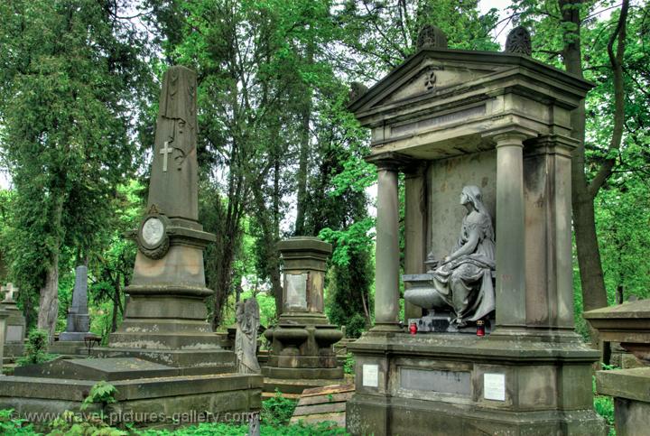 Pictures of Ukraine - Lviv, Lychakivsky Cemetry