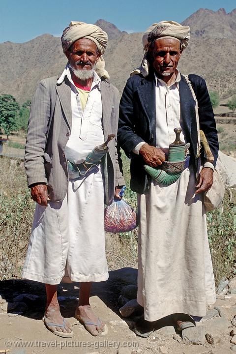 Travel Pictures Gallery- Yemen-0008- traditionally dressed men with ...