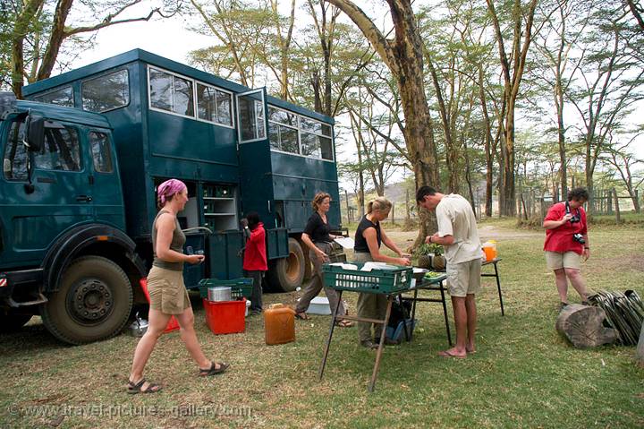 safari camping life