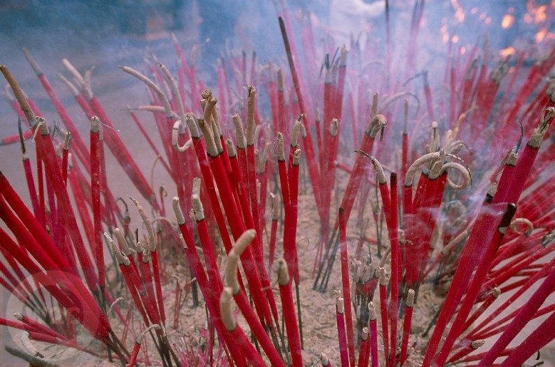 China - incense burning, Wenshu Monastery Chengdu, Sichuan