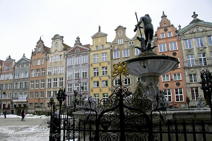 Neptune Fountain, Dlugi Targ, Long Market