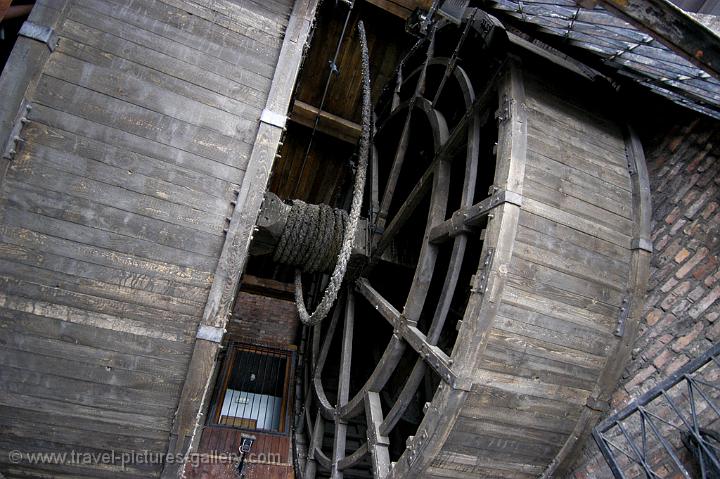 inside the Gdansk Crane