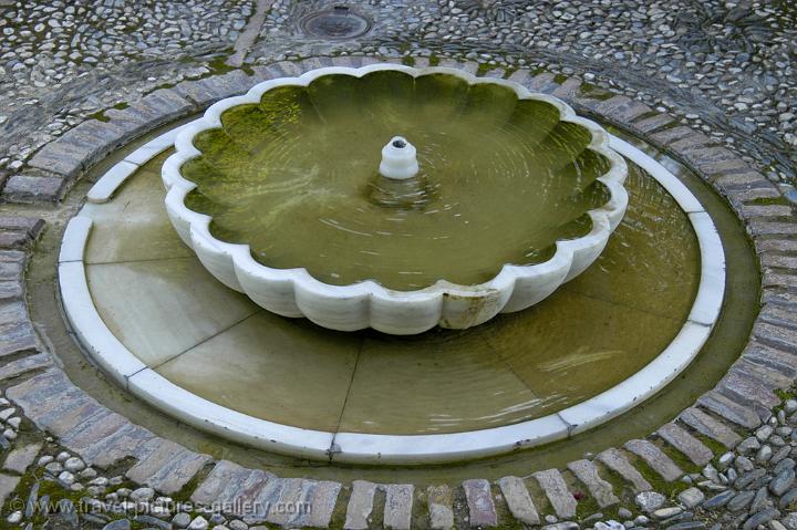 fountain at the Generalife Gardens