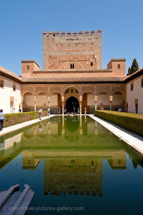 patio of the Myrtles, Nasrid Palace