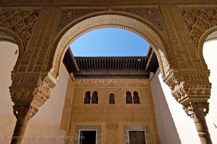 stucco arch at the Comares palace, Alhambra