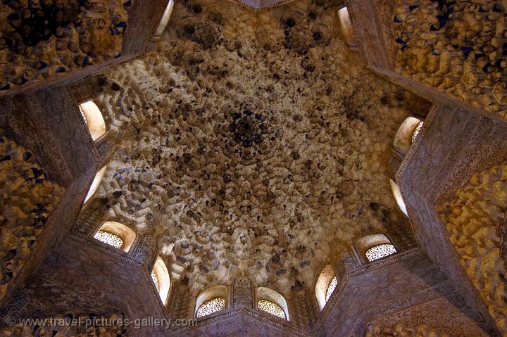 muqarnas, honeycomb dome, Nasrid Palace