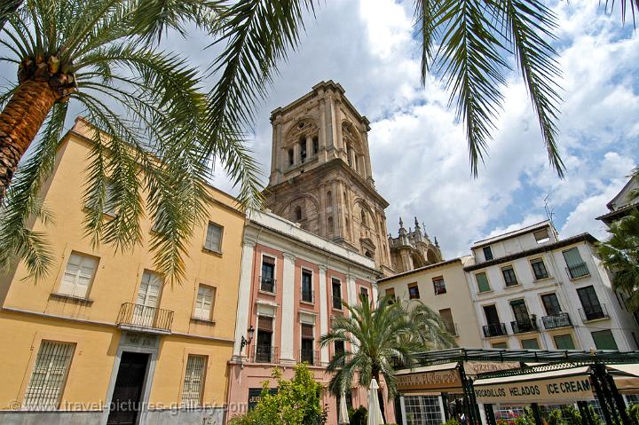Plaza de la Trinidad, Cathedral