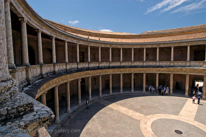 courtyard of the Palace of Charles V