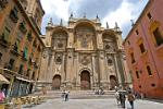 Plaza de las Paseigas, Cathedral