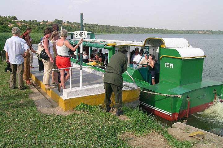 boat trip on the Kazinga Channel